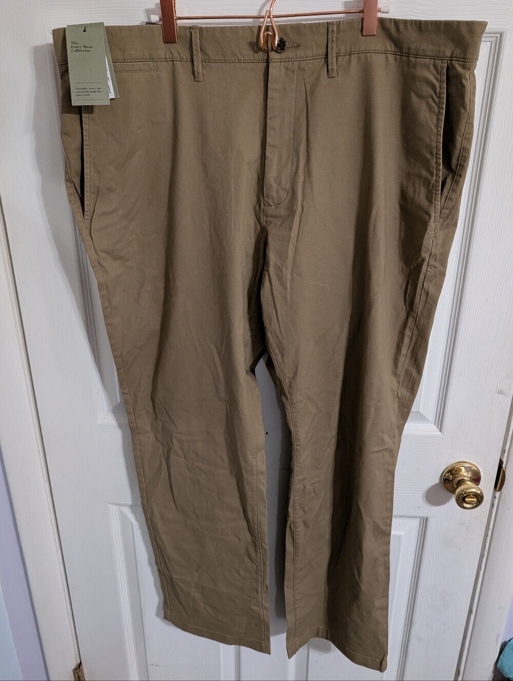 Goodfellow Men's Chino Pants 42x30 Beige Athletic Co Every Wear Khaki Pockets